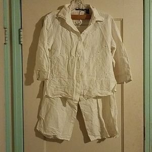 Sherry Taylor White cropped pant suit